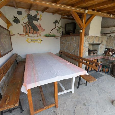 Marinovata Kashta Guest House Veliki Preslav Luaran gambar