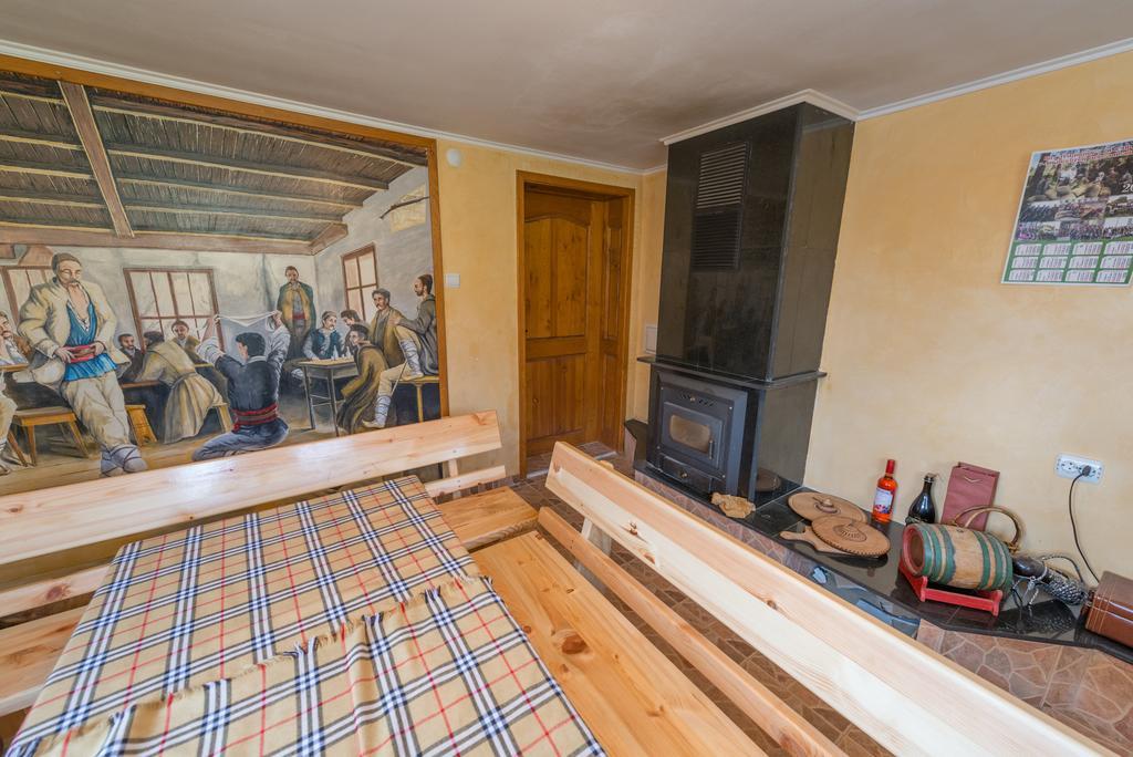 Marinovata Kashta Guest House Veliki Preslav Luaran gambar