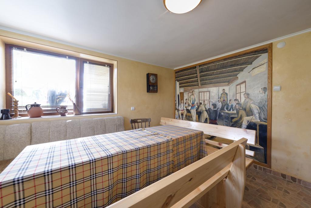 Marinovata Kashta Guest House Veliki Preslav Luaran gambar