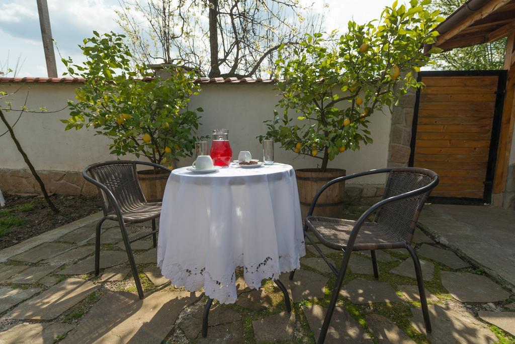 Marinovata Kashta Guest House Veliki Preslav Luaran gambar