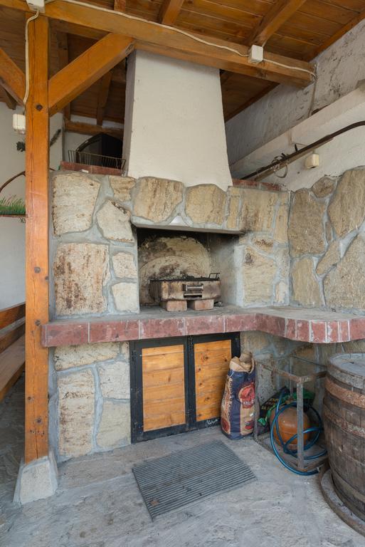 Marinovata Kashta Guest House Veliki Preslav Luaran gambar