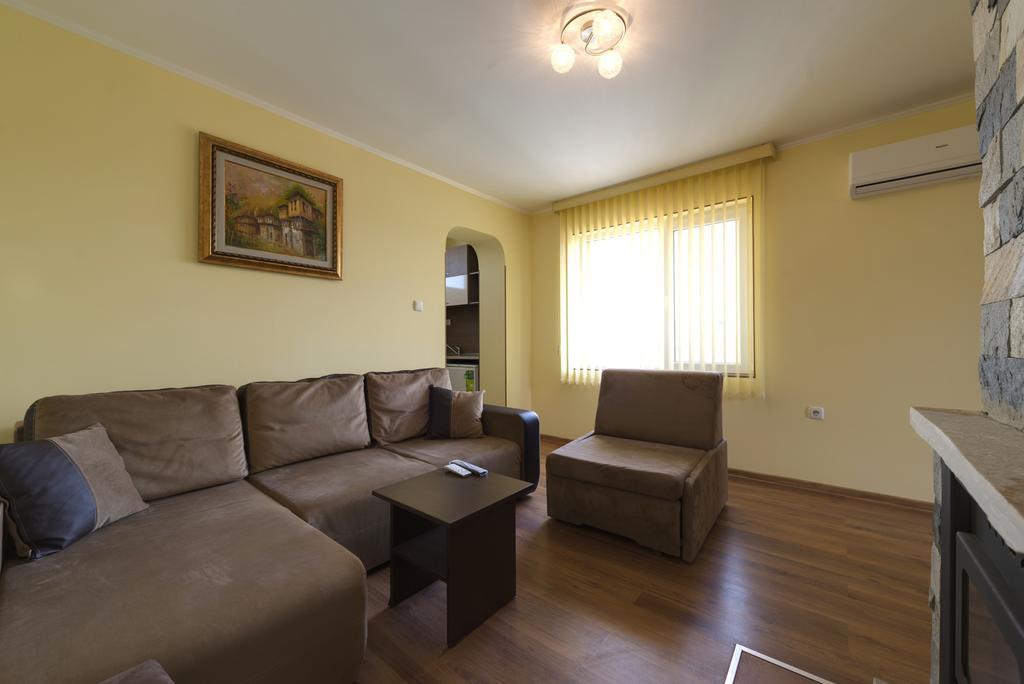 Marinovata Kashta Guest House Veliki Preslav Luaran gambar