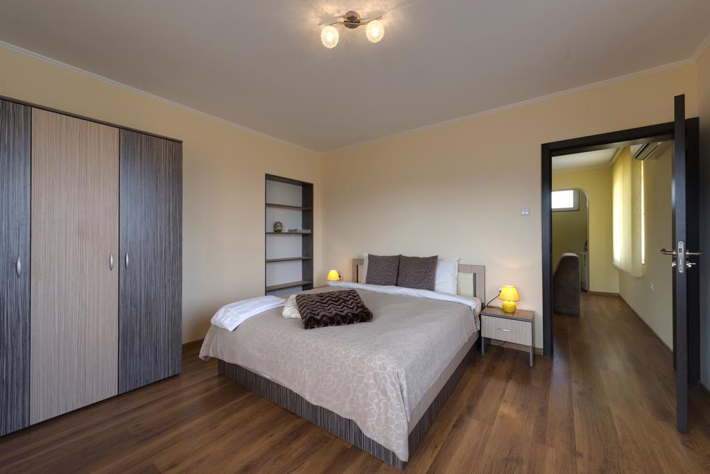 Marinovata Kashta Guest House Veliki Preslav Luaran gambar