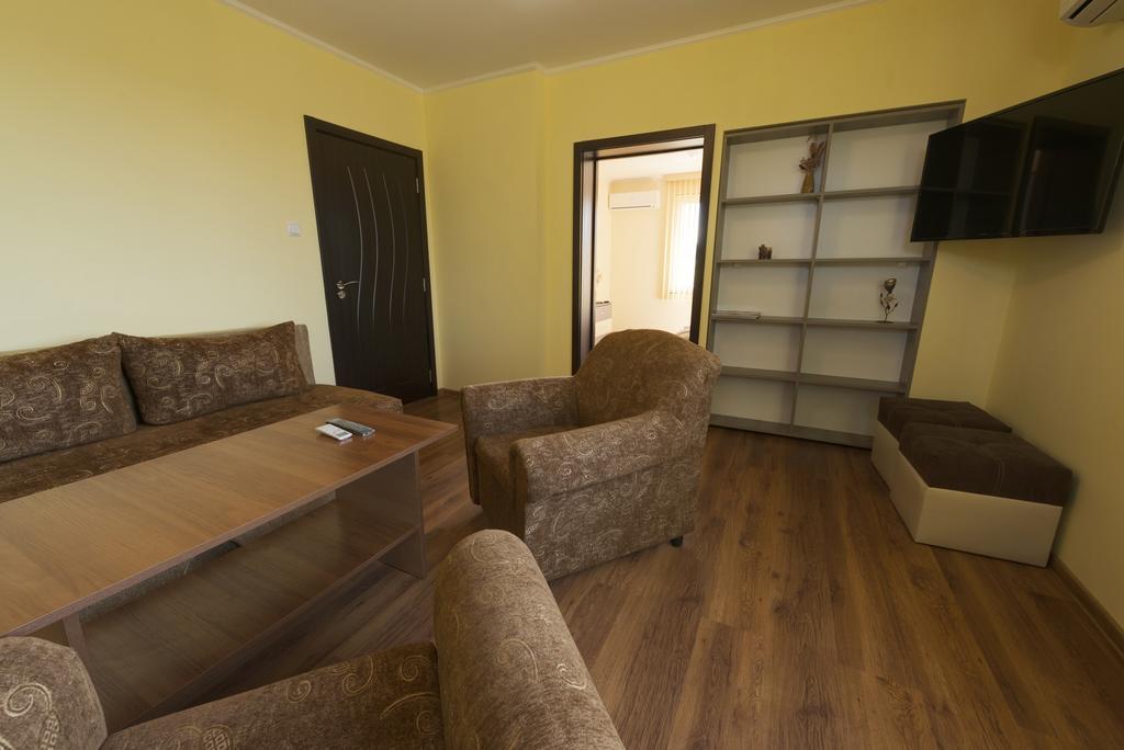 Marinovata Kashta Guest House Veliki Preslav Luaran gambar